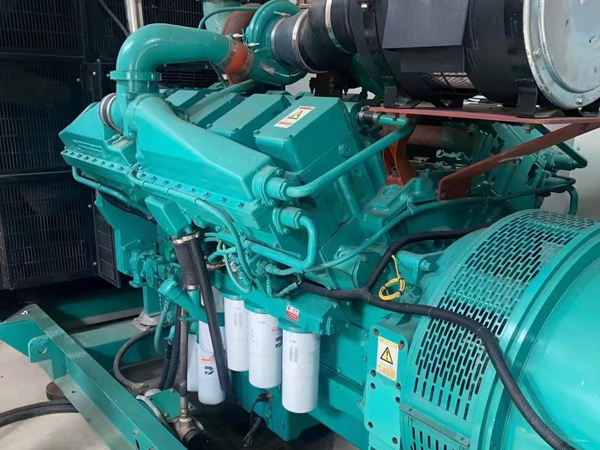 府谷更换100kW柴油发电机组机油时，需要注意哪些事项？